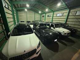 弊社は、本店とは別のストックヤードを完備しております。昨今の自然災害の影響を防ぐべく徹底した車両の管理を実施しております