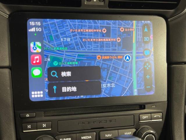 ●Apple　Car　Play：スマホとの有線接続で、ナビ・オーディオ再生などスマホのアプリ機能が画面でも使える便利機能です！