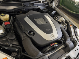搭載されるエンジンは3.0L V型6気筒DOHC 4バルブで7速ATとの組み合わせとなります。