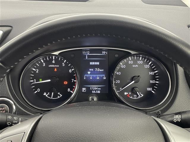 【スピードメーター】メーターがシンプルで見やすく運転しやすいですね！