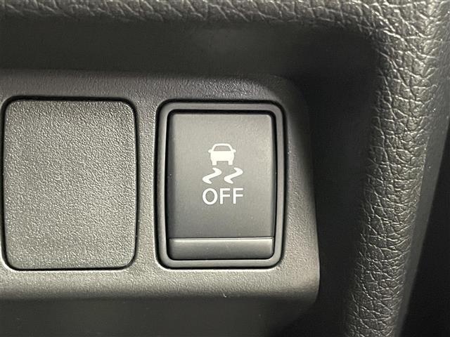 【運転席操作部】快適なドライブを楽しむための機能が装備されています！運転席から触れるので、使いやすいです！除菌プランいれていただくと、さらに清潔で安心していただけます！