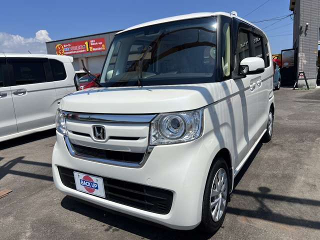 ☆当社の展示車両は内装外装共に綺麗な状態で展示しています！是非目で見て確認してみてください☆