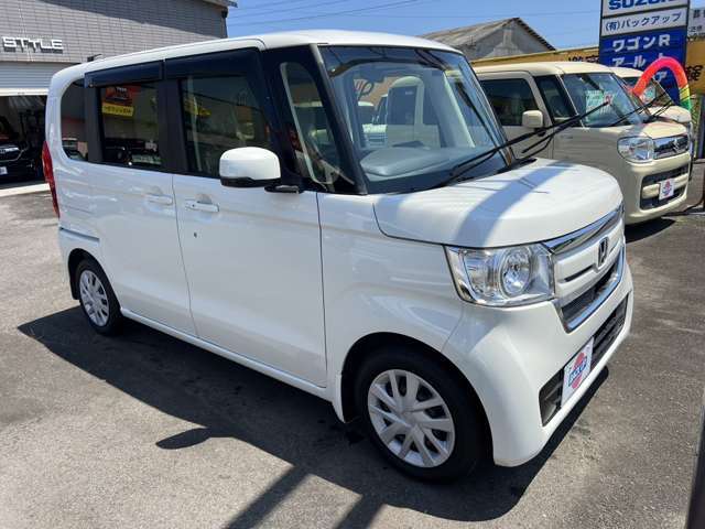 ☆当社の展示車両は内装外装共に綺麗な状態で展示しています！是非目で見て確認してみてください☆