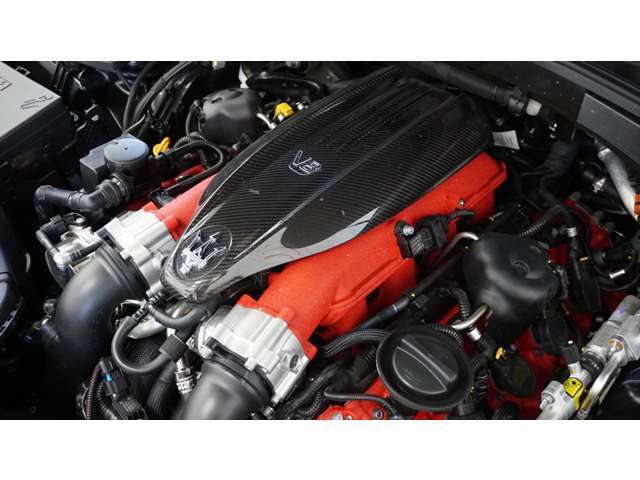 Maserati神戸の車輌も共有しておりますので、お気軽にお問い合わせ下さい♪♪☆無料通話番号☆0078-6002-354690