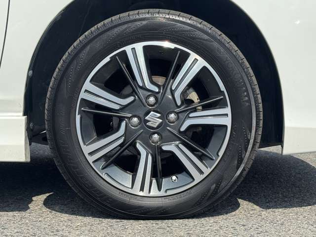 【純正15インチアルミホイール】タイヤサイズは165/65/R15