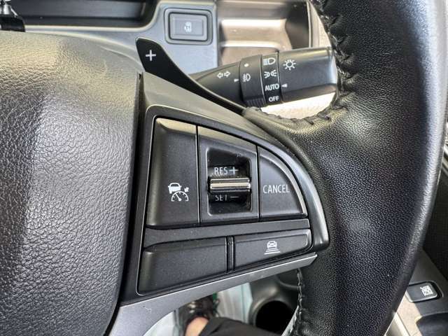 【アダプティブクルーズコントロール】自車の速度を一定に保つシステムに前車との距離に応じて自動減速・加速機能を追加した最新のシステムです！