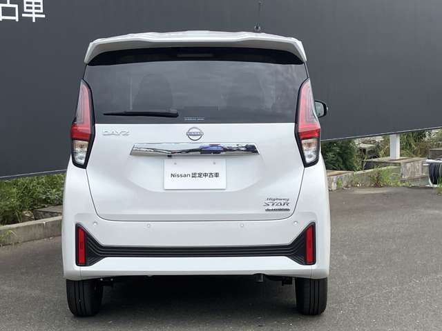 購入後の保証修理やメンテナンスは、お近くの日産福岡各店か、全国の日産販売会社サービス工場で対応可能です。近くに車を診てもらう所があると心強いですよね！