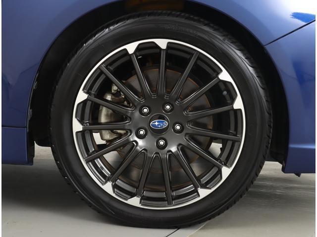 当社では任意保険の取り扱いもしております。お車とともにしっかりアフターフォローさせていただきます。