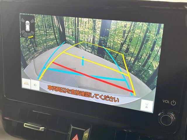 【バックカメラ】駐車時に後方がリアルタイム映像で確認できます。大型商業施設や立体駐車場での駐車時や、夜間のバック時に大活躍！運転スキルに関わらず、今や必須となった装備のひとつです！