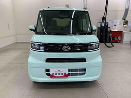 パッと目をひくアイスグリーンのタントが入庫いたしました！弊社、試乗車として使用しておりました！内外装ともにキレイな一台です♪ぜひお立ち寄りください（＾＾♪