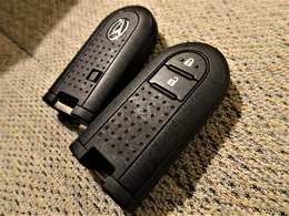 スマートキー2個付きです♪