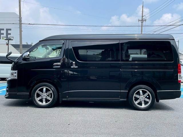 中部地区最大級SUV専門店。中古車から新車・登録済未使用車まで幅広く取り扱いしております。