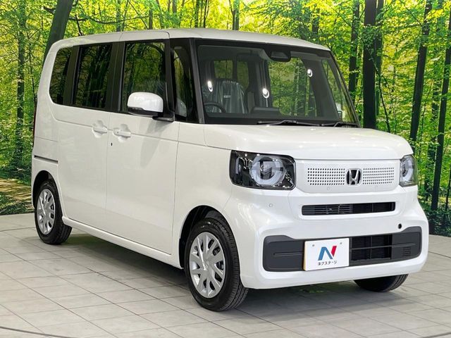 大好評のボディコーティング「弾スプラッシュコート」もご納車までに施工可能。通常のガラスコートと異なる、耐久年数6年の無機質ガラスコーティングが、ボディをキレイな状態に保ってくれます。