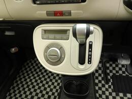 視認性の良い操作しやすいパネルを採用しています。快適な室内でドライブできます♪