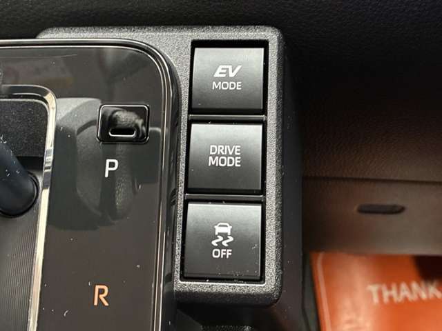 チャンスの有料保証は選べる保証！2年間か1年間でお選びできます！走行距離無制限！ワイパーやバッテリーなどの消耗品も保証いたします（一部除外品有）