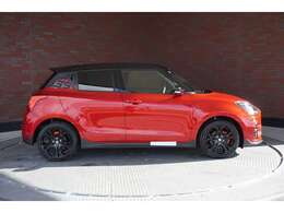 仕入担当が毎日オークション会場をチェック！　★当店の厳しい仕入基準★をクリアしたお勧めの一台をお客様のお手元にお届けします。