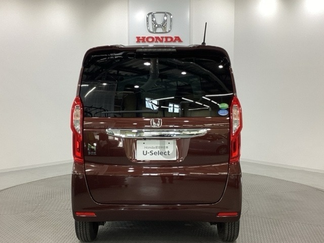 【Honda認定中古車 U-Select】　は3つの安心をお約束します。　1　Hondaのプロが整備した安心。 2　第三者機関がチェックした安心。　3　購入後もHondaが保証する安心。
