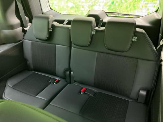 WECARS（ウィーカーズ）は全国250店舗展開！お客様が安心してカーライフをお楽しみいただけるよう社員一同心を込めてサポートいたします。