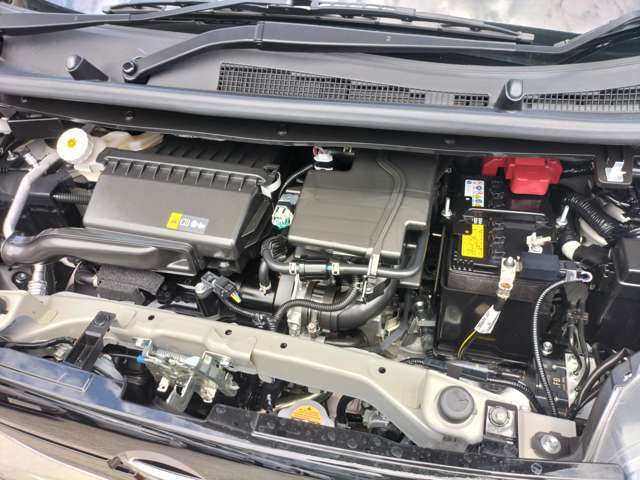 当社は一年又は二年、走行距離無制限の全車ワイド保証付（詳細についてはスタッフにお尋ねください）。
