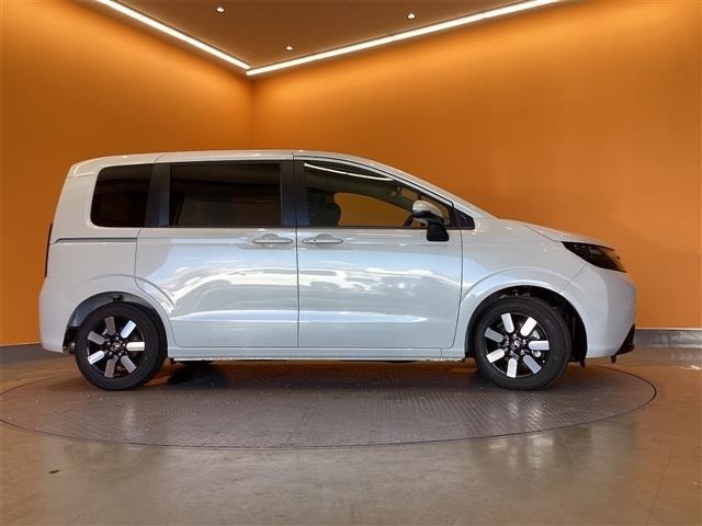☆新車の販売も可能です☆新車ご希望のお客様も是非当社にご相談下さいませ♪