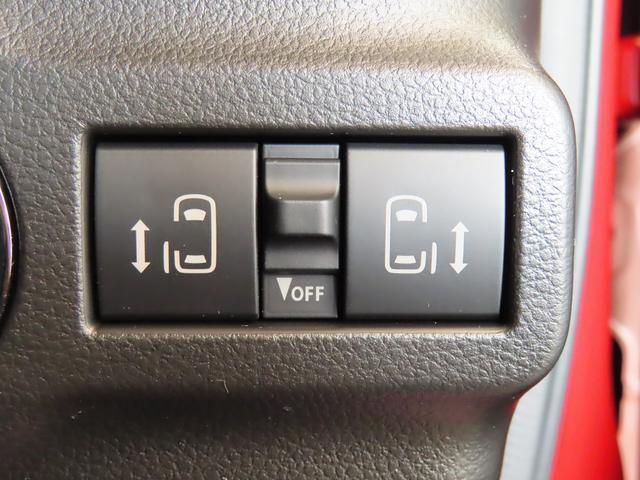 両側電動スライドドア！！荷物で手が塞がる際も簡単にドアの開閉が出来ます！何より力いらずで開閉OK！女性やお年寄りにも優しい。電動機能はOFFにもできますから元気なお子様の駆け出しも安心！