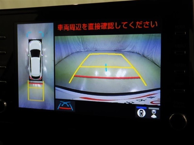 パノラミックビューモニターシステムが付いているので車の上から見た映像が確認できますよ。