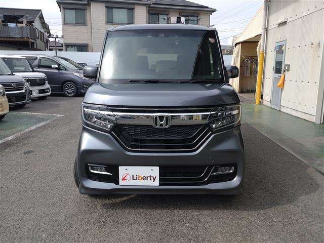 ■□■□■ アフターサービスも安心！！ 自社整備工場・自社鈑金工場・積載車を完備しておりますので、お客様のご購入後も手厚くサポートいたします！！ ■□■□■