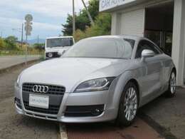 ◆ボディカラー「シルバーレイク」