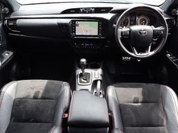 遊び心溢れるインパネ周り！