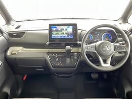 【インパネ全体】全方位で視界が広く、高い目線で運転もしやすいです！