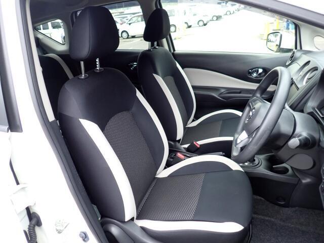 フロントシート、状態良好で安心です。大きな汚れもなく安心です