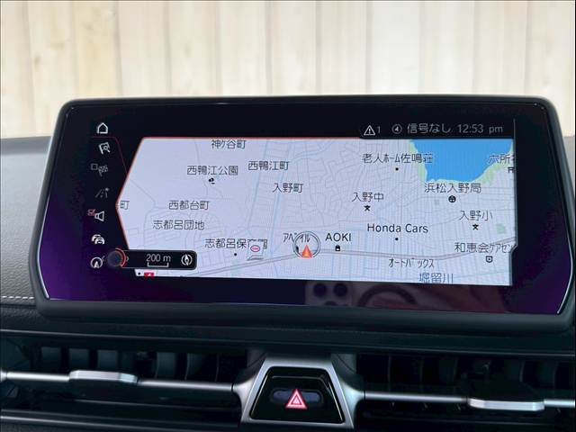 純正8型ナビを装備！！