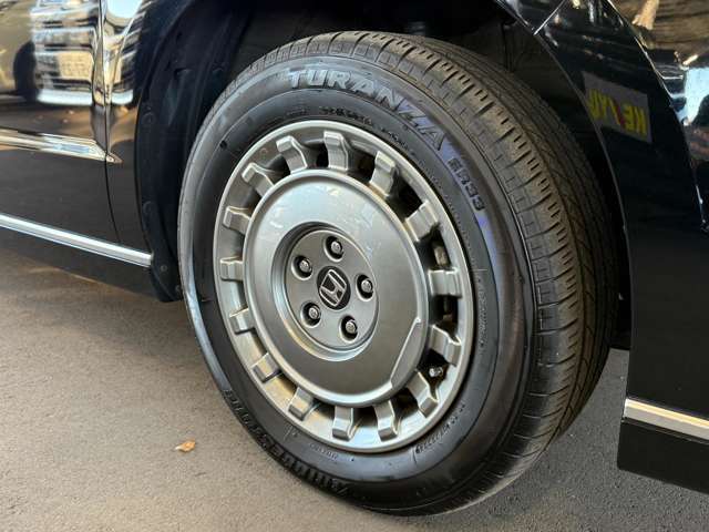 【純正16インチアルミホイール】当社はダンロップ販売特約店です！夏タイヤを始めスタッドレスタイヤも季節に合わせてご案内致します。是非ご相談ください♪