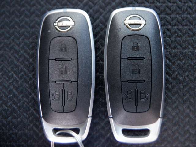 『インテリジェントキ-』機械的な鍵を使用せずに車両のドアの施錠/解錠、エンジン始動が可能なシステムです！