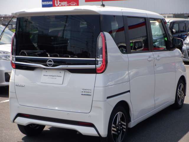 全国各地に登録納車配送可能です。なお全国の日産店にて整備、保証対応可能。