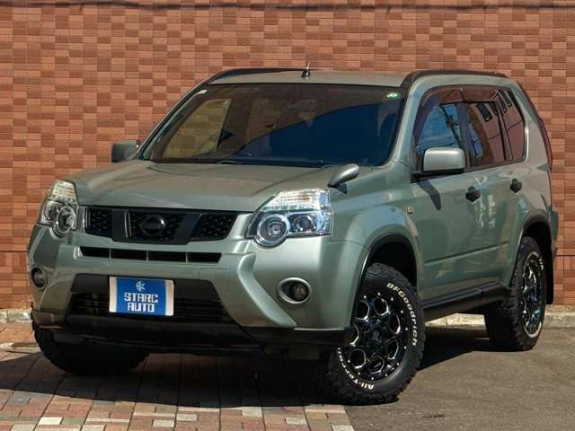 こちらのお車は本州から厳選して仕入れた車両になり、道内の車両に比べサビの少ない良質車両です♪当店ではサビの少ない本州仕入車両を販売をする事で、次オーナー様に安心してお乗り頂きたいと考えております！！