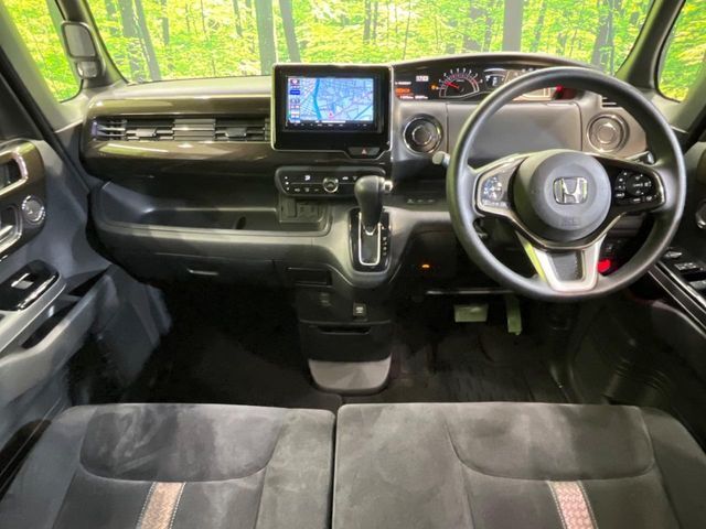 グループ総在庫数約30，000台！！全国の系列店からメーカー・車種問わずご紹介出来るので、あなたにピッタリのお車が見つかるはずです♪まずはお問い合わせ下さい☆