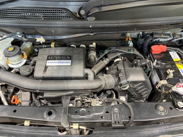 親切・丁寧な専門メカニックスタッフが応対！・車検・点検整備・事故等の修理などアフターサービスも安心。お車のカスタマイズもネクステージのサービススタッフまでご相談ください！