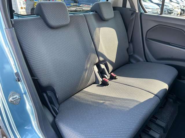 当社店頭買取入庫車！オークション仕入れの中間マージンをカットしたダイレクト販売で高品質車を低価格にてご提供しております！！マージンが省かれる分お得な価格を設定致しました！