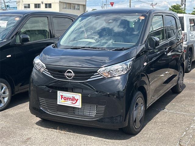 【アフターサポートもお任せ】購入後の車検・オイル交換、鈑金修理、コーティング等、全て自社工場で作業できます！