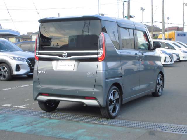 新車各店舗で下取りさせて頂いた良質なおクルマや、当社の試乗車だったおクルマなどを多数ご用意☆
