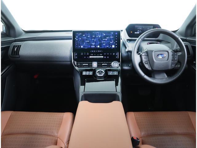 ドライバーが運転以外のことに気を遣うことなく、疲れにくく、安心・集中して運転ができる。SUBARUは視界設計をはじめ、操作パネルやシートのデザインなど細部にまでこだわっています。