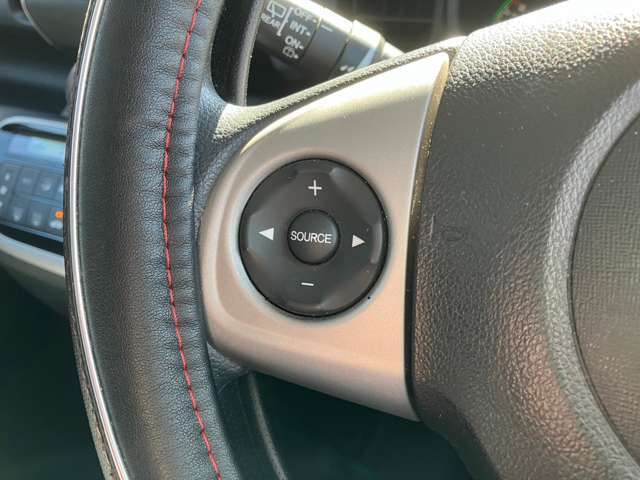 ★お車でお越しの際★ご来店の際は、ぜひ一度お電話の上、ご来店ください！お車でお越しの際は、大通り側より入れますよう店舗前のスペースを空けておきます。スムーズな対応のため、ご協力いただけますと幸いです！