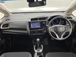 【インパネ全体】全方位で視界が広く、高い目線で運転もしやすいです！