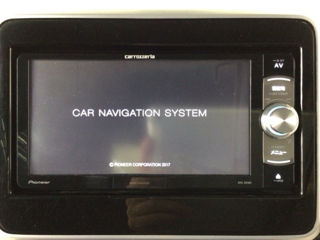 【オーディオ機能】ナビに一体のオーディオは、フルセグTVの他にDVD/CDプレーヤーを装備♪もちろんFM/AMラジオもお聞きいただけますよ♪
