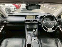 自宅に居ながらスマートフォンで商談！ WEB商談サービスを導入しています。詳細はお問合せ下さい！※通信料はお客様負担となり通信環境によって料金は異なります。