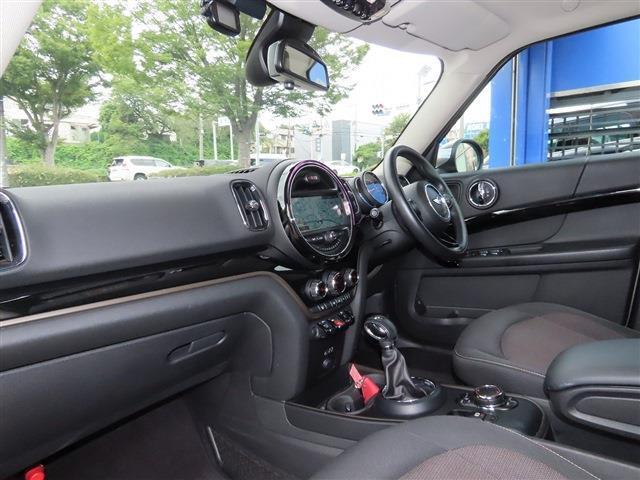 どんなお車でも積極的に査定を致しております！是非一度、ご来店下さいませ！