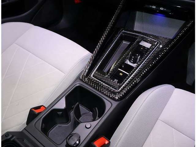 センターコンソール