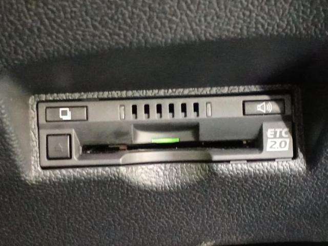 お車に合わせて無料保証以外にも、保証範囲、期間、距離を拡充させた有料保証もご用意しております！中古車の購入が初めてで不安・・・というお客様もご安心ください！