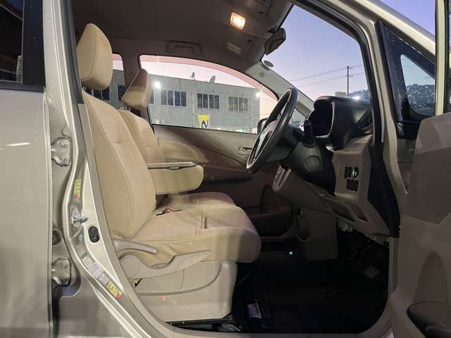 シシドモータースの本社工場には、板金工場も併設しております。職人があなたのお車を元通りに致します！